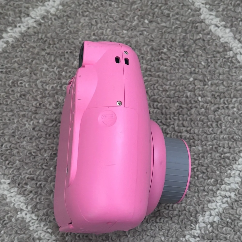 Pink Instant Camera - Picture 3 of 5